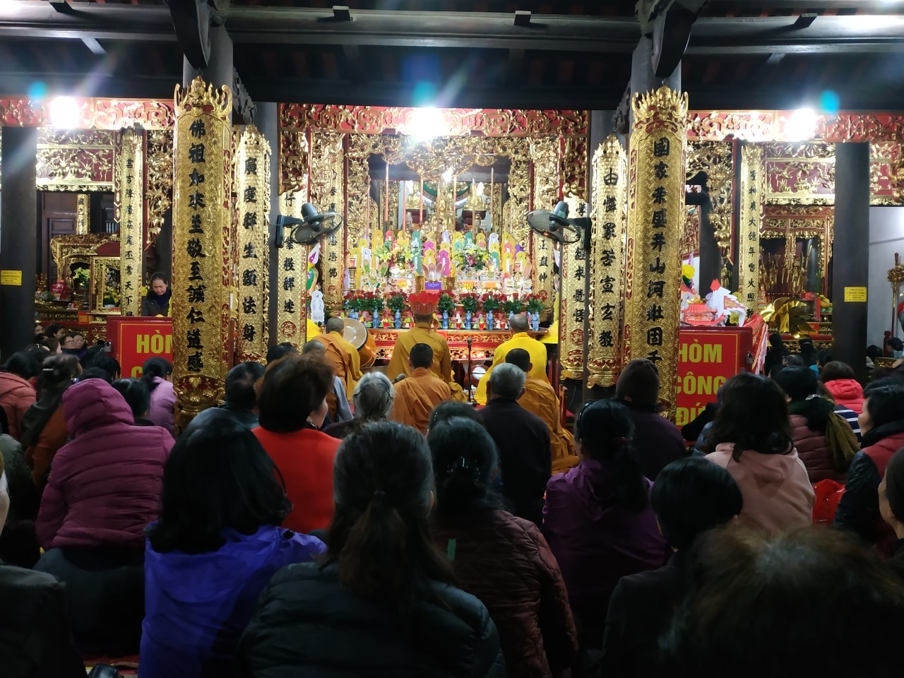 Lễ cầu an - giải hạn đầu xuân tại chùa Long Tiên 