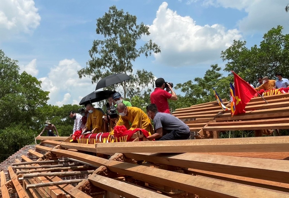 Lễ Thượng lương ngôi Tổ đường chùa Phúc Khánh, TP. Hạ Long 