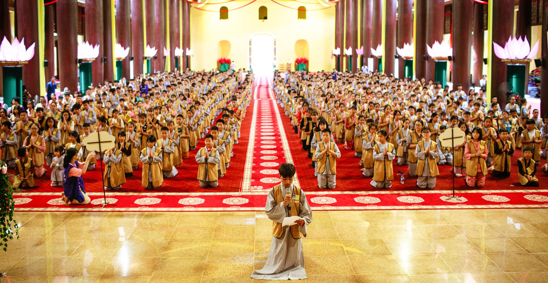 Thư mời tham dự Lễ khai mạc chuỗi hoạt động "Yên Tử - về miền đất Phật mùa thu, tưởng nhớ Phật hoàng Trần Nhân Tông" và Lễ Vía Quán Thế Âm Bồ Tát - Lễ Quy y Tam Bảo 