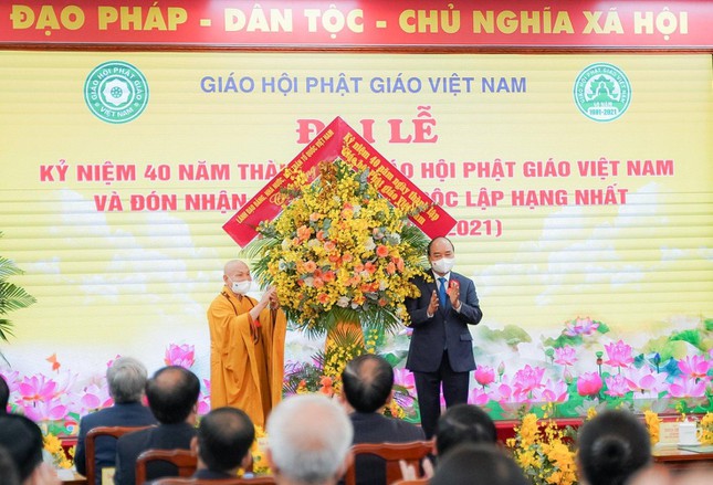Đại lễ Kỉ niệm 40 năm thành lập Giáo hội Phật giáo Việt Nam, đón nhận Huân chương Độc lập hạng Nhất 