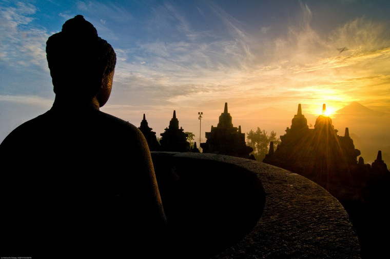 Đền Borobudur kỳ quan Phật giáo lớn nhất thế giới (Indonesia) 