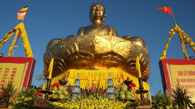Văn Tưởng Niệm Phật Hoàng Trần Nhân Tông Nhập Diệt 