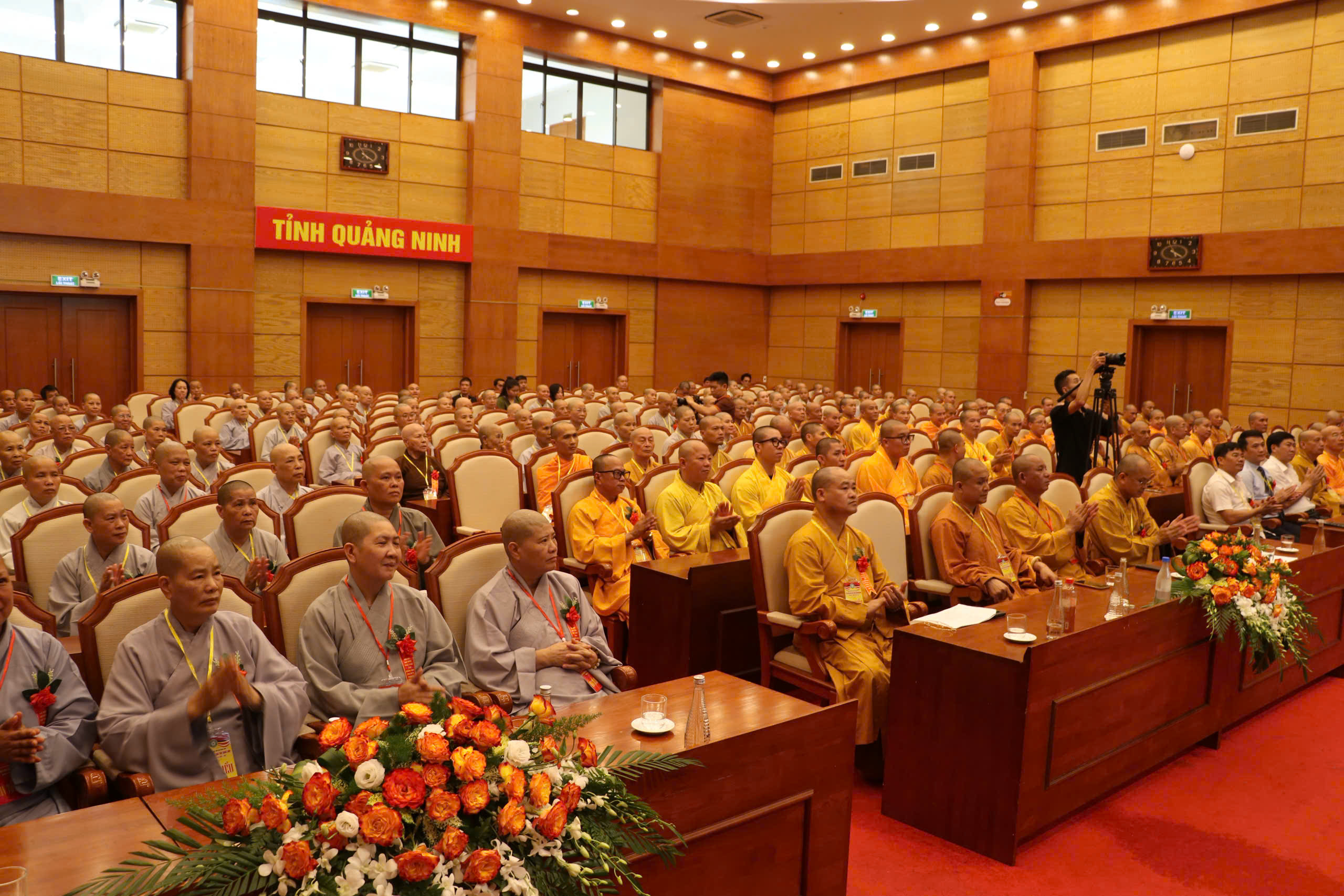 Phiên làm việc thứ nhất của Đại hội Đại biểu Phật giáo tỉnh Quảng Ninh lần thứ VI 