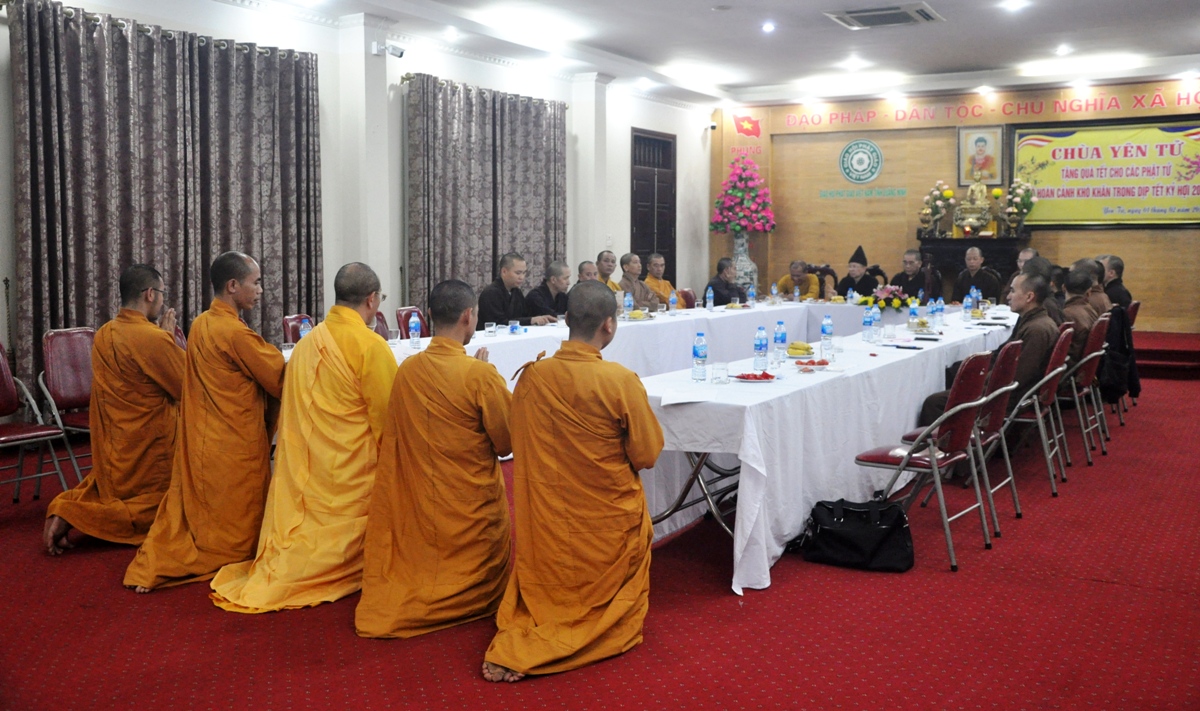 BTS Phật giáo tỉnh họp giải quyết vụ việc chùa Ba Vàng, Đại đức Thích Trúc Thái Minh sám hối Chư Tôn đức và xin lỗi toàn thể nhân dân, Phật tử... 