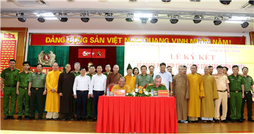 Công an tỉnh Quảng Ninh và Ban Trị sự Phật giáo tỉnh kí kết phối hợp chương trình tuyên truyền, vận động Tăng Ni, Phật tử tham gia an toàn giao thông